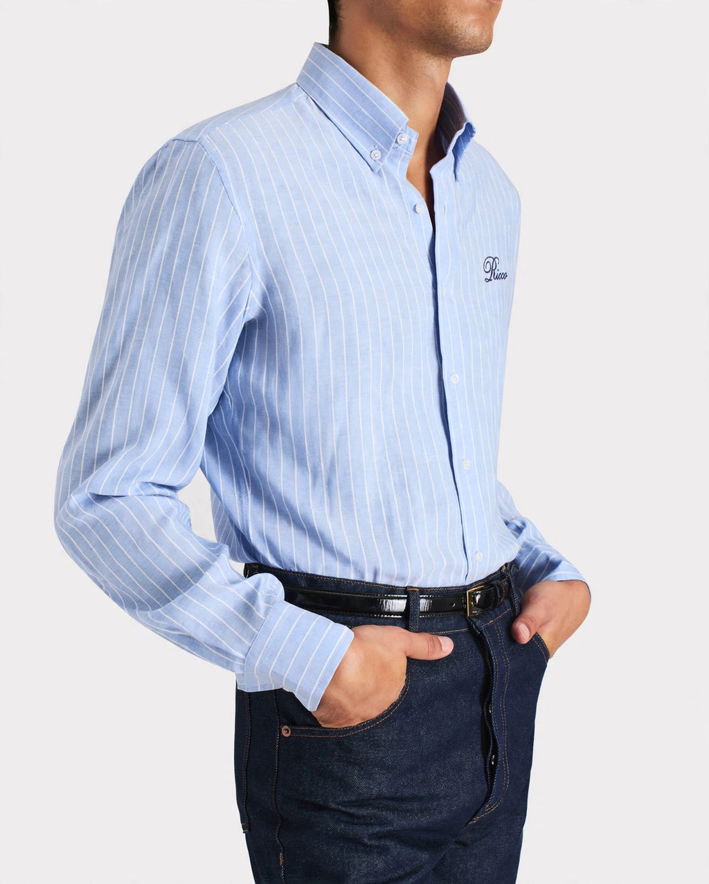 SKYLINE BUTTON DOWN