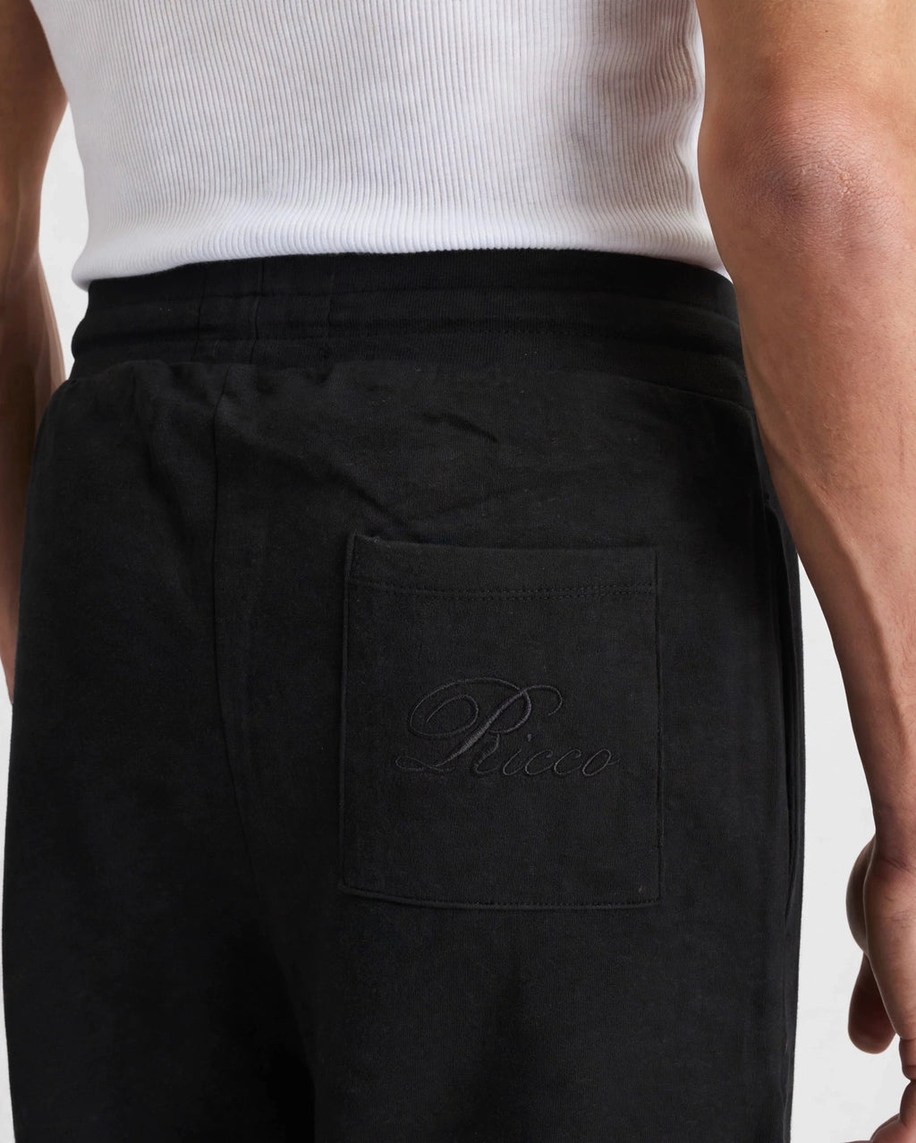 BLACK EVERYDAY SWEATPANT